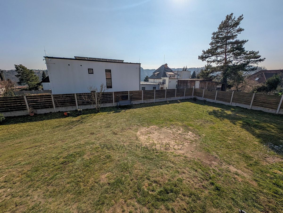 Prodej rodinného domu 264 m², pozemek 1010 m²